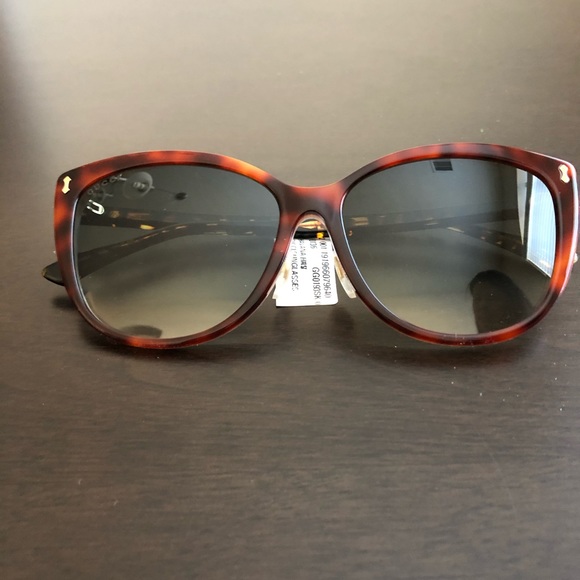 gucci sunglasses leopard